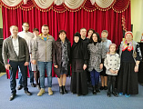 В духовно-просветительском центре при Покровском кафедральном соборе состоялась встреча монахини Марии (Литвиновой) с родителями учащихся воскресной школы и участниками Молодежного совета Шахтинской епархии 