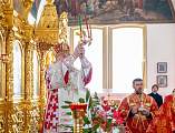 Преосвященнейший Симон совершил Божественную литургию и хиротонию во пресвитеры в храме великомученика Георгия Победоносца хутора Лихой
