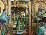 В день памяти прп. Сергия Радонежского епископ Симон с архипастырями Церкви совершил Божественную литургию в Гефсиманском скиту Свято-Троицкой Сергиевой Лавры