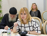 Помощник по молодежному и социальному служению настоятеля храма Рождества Поесвятой Богородицы х Ажинов Мария Литвиненко приняла участия в круглом столе в Общественной палате Российской Федерации