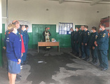 Иерей Евгений Поцелуев с пастырским визитом посетил 84-ю спасательную часть
