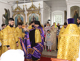 Совершая архипастырский визит в Верхнедонское благочиние, Преосвященнейший епископ Симон посетил приход Архистратига Михаила станицы Вёшенской
