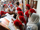 В храме великомученика и целителя Пантелеимона г. Гуково соборным богослужением отметили престольный праздник