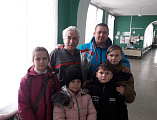 С Днём Защитника Отечества поздравили ветеранов Великой Отечественной Войны юные прихожане Свято-Пантелеимоновского прихода г. Гуково