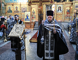 Преосвященнейший епископ Симон совершил утреню Великого Пятка с чтением двенадцати Страстных Евангелий