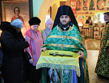 В престольный праздник Преосвященнейший епископ Симон совершил Божественную литургию в храме святой блаженной Ксении Петербургской г. Шахты