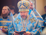 С сонмом архиереев Православной Церкви епископ Симон принял участие в торжествах по случаю празднования Донской иконы Божией Матери
