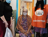 В Александровск-Грушевском благочинии нуждающиеся получили адресную гуманитарную помощь