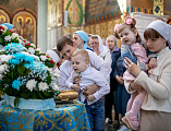 Шахтинскую епархию посетила великая святыня – ковчег с частью пояса Пресвятой Богородицы