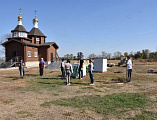 В день древонасаждения в хут. Красный Багаевского района при инициативе иерея Андрея Павленкова был заложен Покровский парк