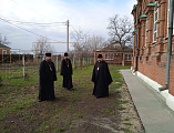Преосвященнейший епископ Симон с рабочим визитом посетил храм святителя Тихона Задонского станицы Кривянской