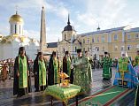 В канун праздника обретения мощей преподобного Сергия Радонежского Преосвященнейший епископ Симон с сонмом архипастырей сослужил Святейшему Патриарху Кириллу в Троице-Сергиевой лавре