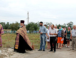Освящение Поклонного Креста прошло в хуторе Коминтерн Красносулинского района Гуковского благочиния