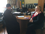 Иеромонах Никон (Синюшкин) обсудил с директором школы № 6 г. Красный Сулин проведение уроков духовности для учителей и учеников