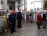 Казаки городского казачьего общества «Новошахтинское» встретили праздник Покрова Пресвятой Богородицы в храме Михаила Архангела в городе Новошахтинске