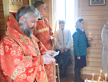 Преосвященнейший епископ Симон в день Радоницы совершил Божественную литургию в храме преподобного Сергия Радонежского г. Шахты