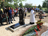 Епископ Шахтинский и Миллеровский Симон совершил панихиду по А.В. Копылову, благотворителю многих храмов Шахтинской епархии в годовщину его кончины