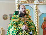 Преосвященнейший епископ Симон совершил Божественную литургию в храме апостола и евангелиста Иоанна Богослова при Институте сферы обслуживания и предпринимательства (филиал) ДГТУ в г. Шахты