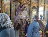 В Донском храме г. Новошахтинска поздравили прихожан, достигших «возраста духовной мудрости»