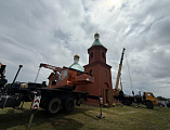 Преосвященнейший епископ Симон совершил чин освящения крестов, куполов и звонницы для храма святителя Николая в хуторе Пичугин