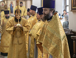 В день рождения Святейшего Патриарха Московского и всея Руси Кирилла епископ Симон совершил Литургию в Покровском кафедральном соборе города Шахты