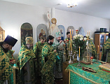 В престольный праздник Преосвященнейший епископ Симон совершил Божественную литургию в храма блаженной Матроны Московской города Донецка