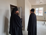 Преосвященнейший епископ Симон ознакомился с ходом работ по благоустройству храмового комплекса в честь образа Божией Матери «Взыскание погибших» в пос. Сидорово-Кадамовский