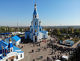 В праздник Покрова Пресвятой Богородицы на Соборной площади города Шахты гостей ждали концерт, казачья уха и мастер-классы