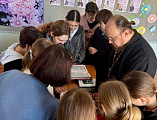 Встреча с учениками ООШ ко Дню православной книги прошла в Сулинском округе
