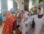 В храме Архистратига Михаила состоялось поздравление сестёр милосердия в день святых жён-мироносиц
