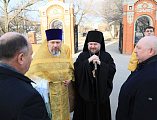 С архипастырским визитом Преосвященнейший епископ Симон посетил Покровский храм г. Каменск-Шахтинский и совершил чин присоединения к Православной Церкви временно от нее отпавших христиан