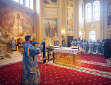 С сонмом архиереев Православной Церкви епископ Симон принял участие в торжествах по случаю празднования Донской иконы Божией Матери