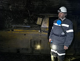 В шахте Обуховской г. Зверево епископ Симон совершил молитву вместе с угледобытчиками на глубине 700 метров
