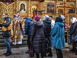В Неделю Торжества Православия Преосвященнейший епископ Симон совершил Божественную литургию святителя Василия Великого в Покровском кафедральном соборе г. Шахты