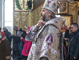 В Неделю Торжества Православия Преосвященнейший епископ Симон совершил Божественную литургию святителя Василия Великого в Покровском кафедральном соборе г. Шахты