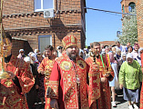Правящий архиерей Шахтинской епархии Преосвященнейший епископ Симон возглавил Божественную литургию в храме великомученика Георгия Победоносца Киреевского епархиального подворья