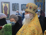 Правящий архиерей Шахтинской епархии совершил Божественную литургию в храме Покрова Пресвятой Богородицы г. Красный Сулин