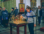 Епископ Шахтинский и Миллеровский Симон совершил воскресную Божественную литургию в главном храме Шахтинской епархии