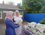Благотворительная раздача продуктовых наборов в храме Архистратига Михаила
