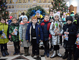 Рождественский праздник организовано для малообеспеченных семей в храме Державной иконы Божией Матери г. Донецка