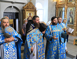 В день престольного праздника Преосвященнейший епископ Симон совершил Божественную литургию в храме Донской иконы Божией Матери г. Новошахтинска