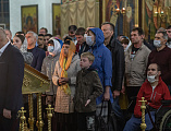 Праздников Праздник и Торжество из Торжеств. В праздник Светлого Христова Воскресения в Покровском кафедральном соборе г. Шахты состоялось торжественное богослужение