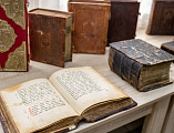 В День православной книги в духовно-просветительском центре прошла выставка и мероприятие, посвященные христианским книгам разных времен