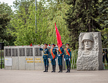 В день 80-летия Великой Победы духовенство вместе с шахтинцами почтило память героев Великой Отечественной войны