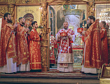 Христос Воскресе! В Покровском кафедральном соборе города Шахты встретили Светлое Христово Воскресение