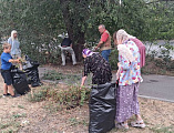 В Свято-Покровском храме города Шахты состоялся субботник и молебен о сохранении творения Божия