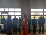 Священник поздравил сотрудников пожарной охраны села Первомайского с профессиональным праздником