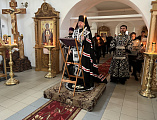 В среду первой седмицы Великого поста епископ Симон совершил чтение покаянного канона преподобного Андрея Критского в храме Донской иконы Божией Матери города Новошахтинска