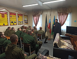 Настоятель храма Георгия Победоносца поселка Новозарянский иерей Сергий Липень посетил личный состав 163 танкового полка