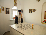 Управляющий Ровеньковской епархией митрополит Пантелеимон посетил г. Новошахтинск Шахтинской епархии и вознес заупокойные молитвы на месте погребения подвижника веры и благочестия иеромонаха Серафима (Калинина)